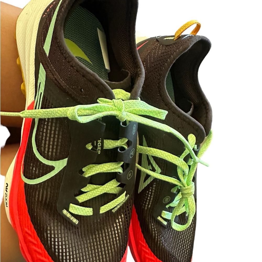 Nike trail shoe size 8.5